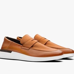 Wolf & Shepard Crossover Leather Loafers